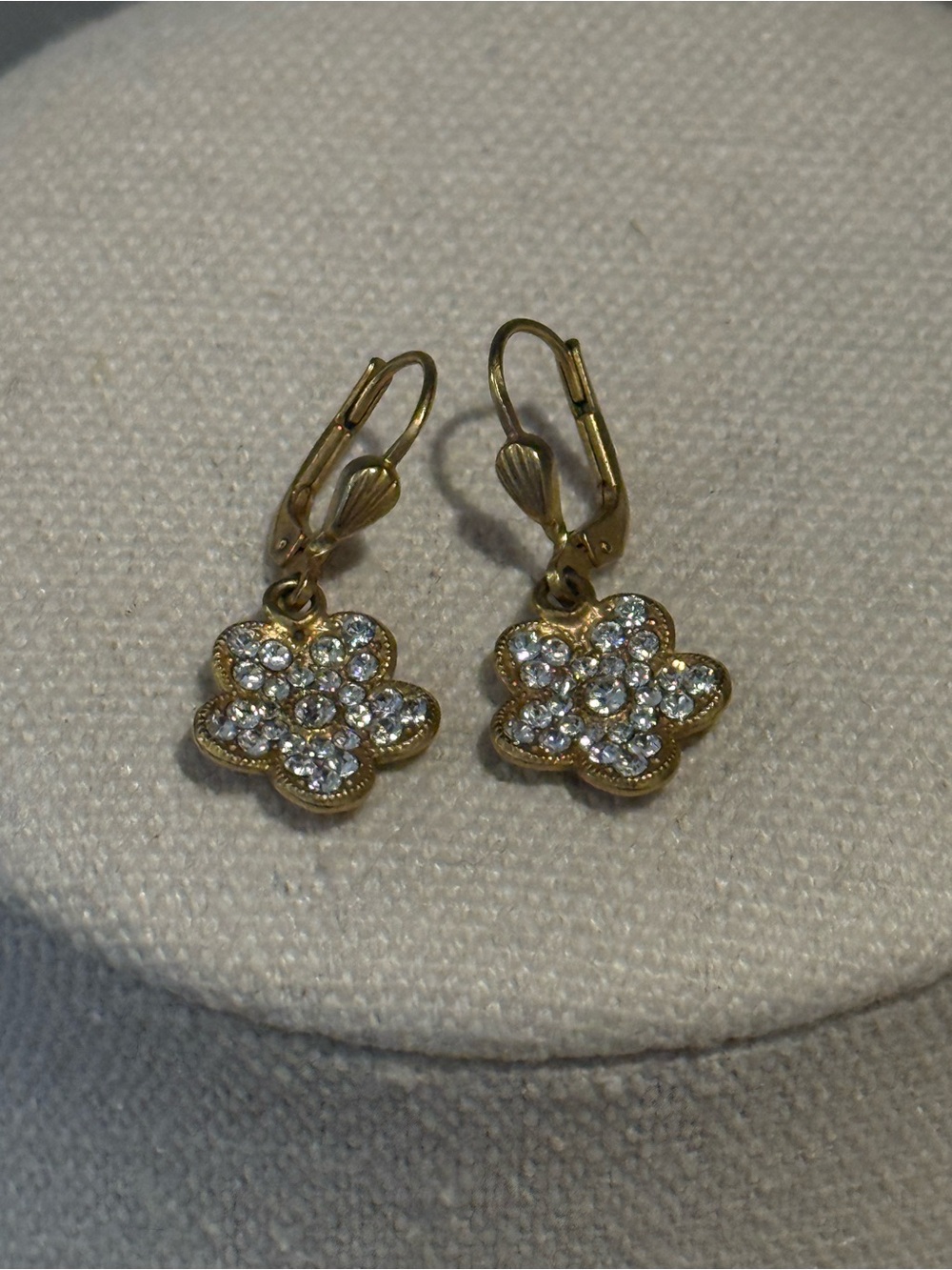 LA VIE PARISIENNE Catherine Popesco 14K GP Arpel Crystal Flower Drop Earrings